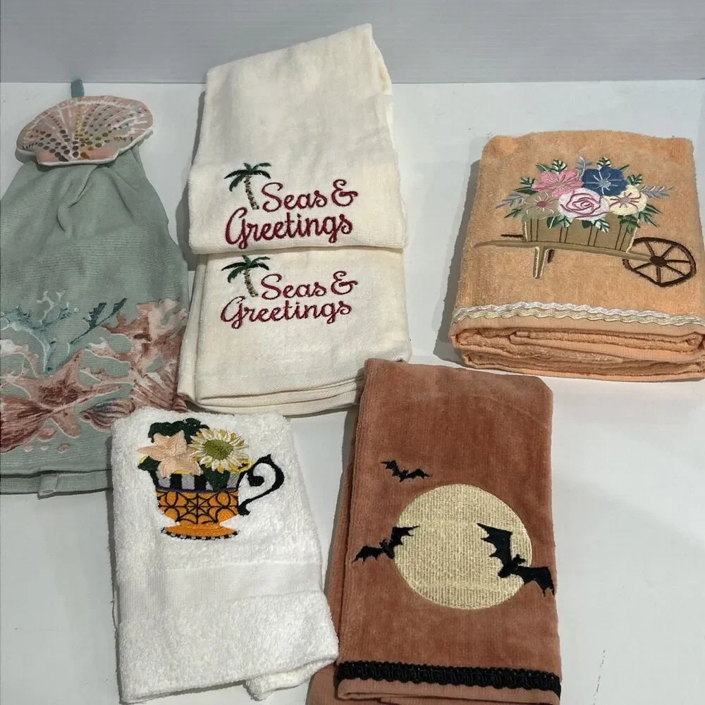 Lot of  7 Seasonal Guest Hand Fingertip Towels Embroidered Holiday Decor